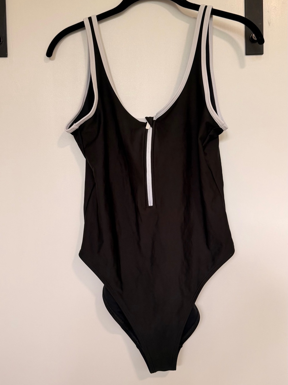 Old Navy-One piece swimsuit